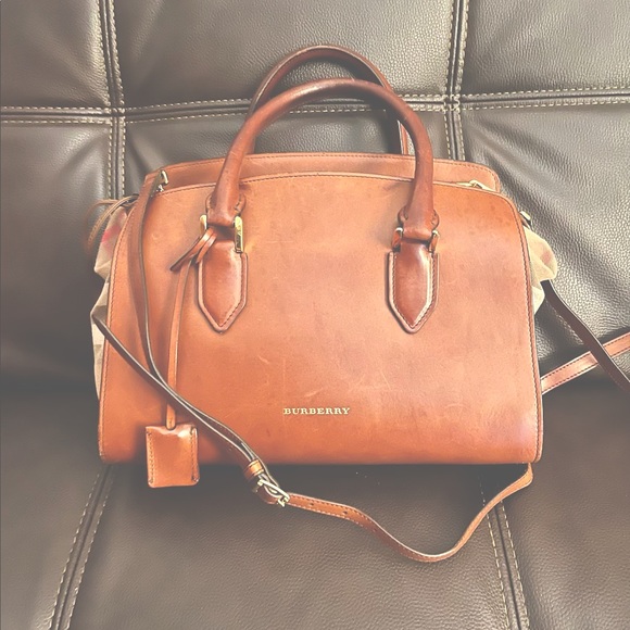 "Burberry Leather Dinton Satchel Handbag with House Check, RARE FIND!!!Crossbody - Picture 1 of 10